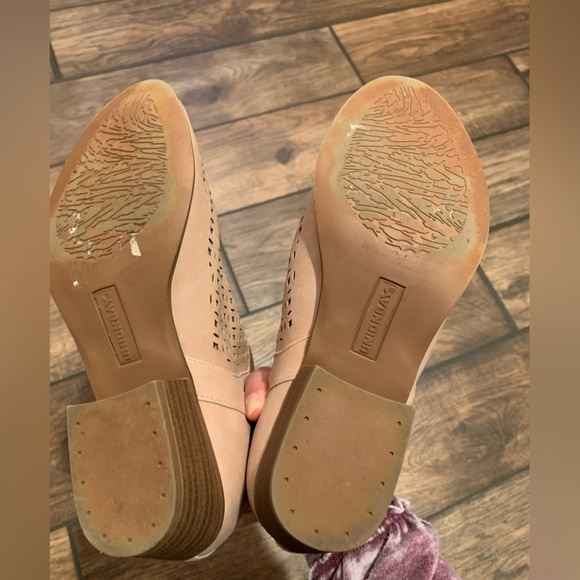 UNIONBAY Laser Cut Split Western Woman’s Slip On Booties Ankle Boots Size 7.5M - Picture 6 of 9